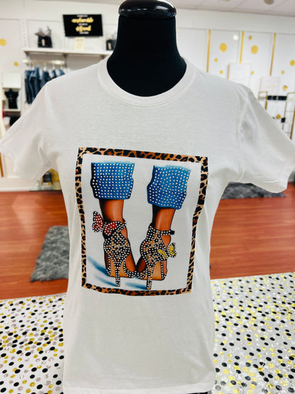 Butterfly Love- Basic T-Shirt